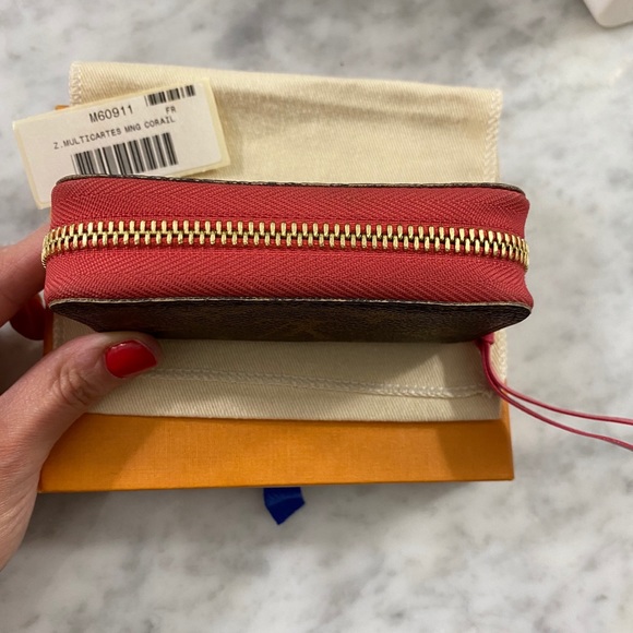 Louis Vuitton Zippy Multicartes Corail - Picture 3 of 15